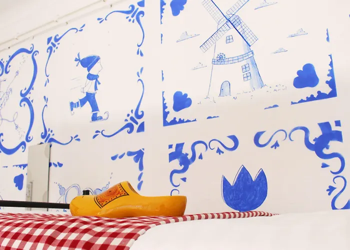 Hostel Room Rotterdam Albergue